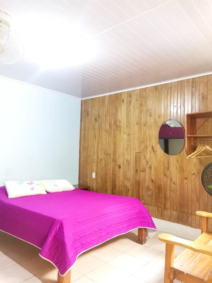 Casita Happy Feet And Tours Corcovado Hotell Drakes Bay Exteriör bild