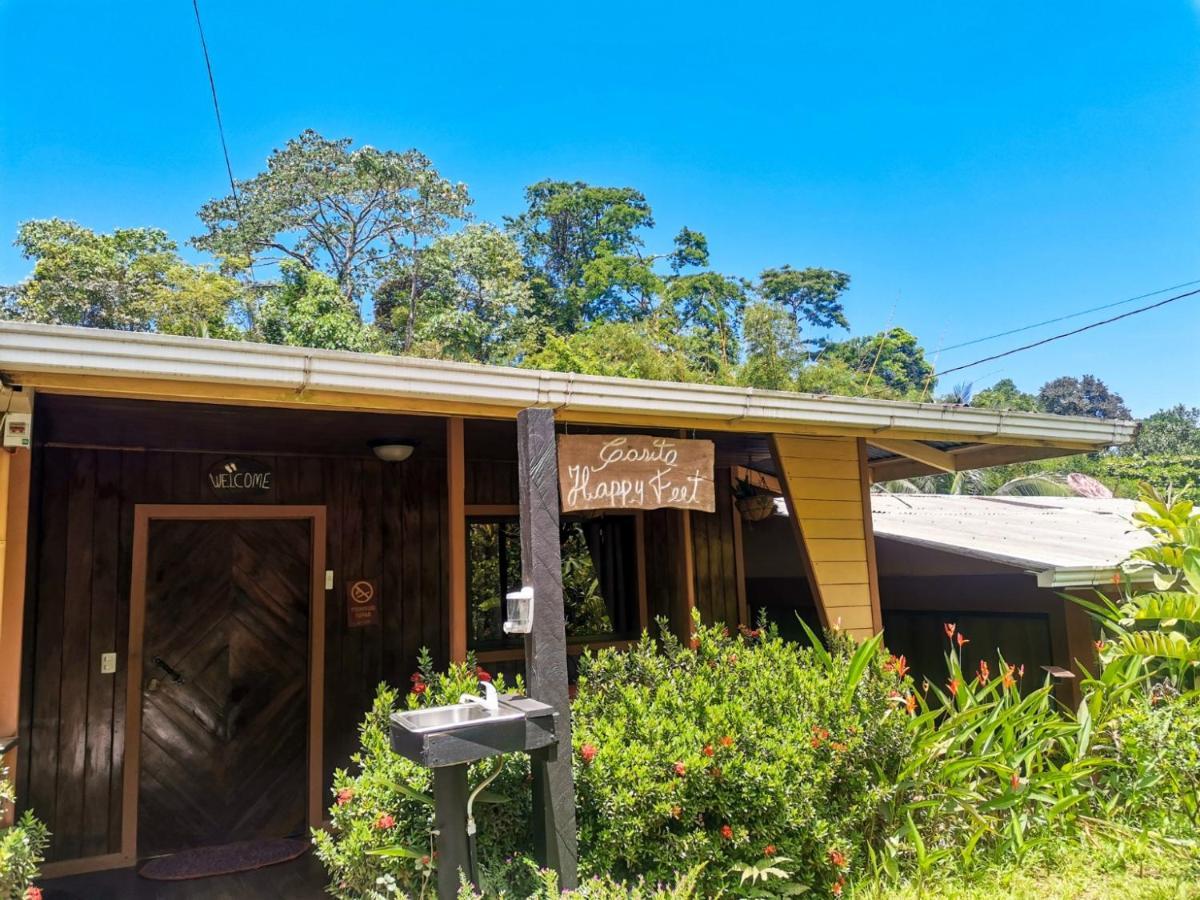 Casita Happy Feet And Tours Corcovado Hotell Drakes Bay Exteriör bild