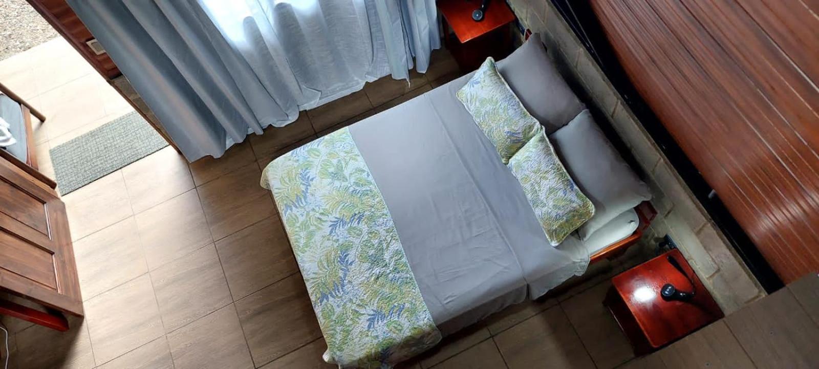 Casita Happy Feet And Tours Corcovado Hotell Drakes Bay Exteriör bild