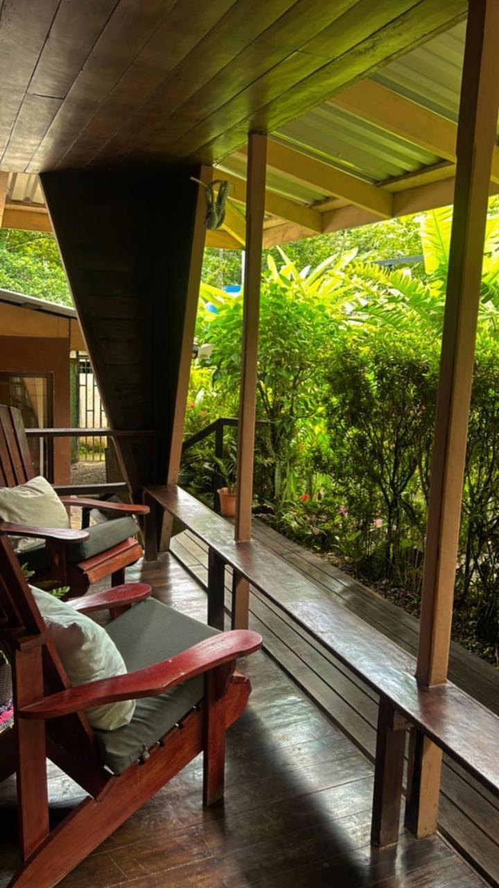 Casita Happy Feet And Tours Corcovado Hotell Drakes Bay Exteriör bild