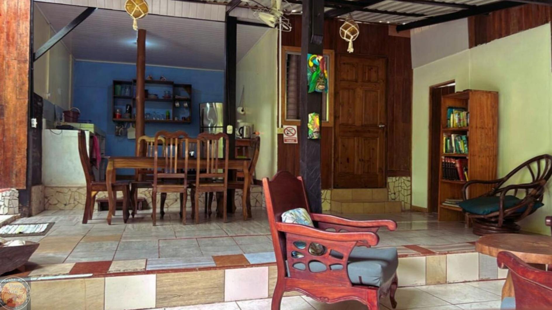 Casita Happy Feet And Tours Corcovado Hotell Drakes Bay Exteriör bild